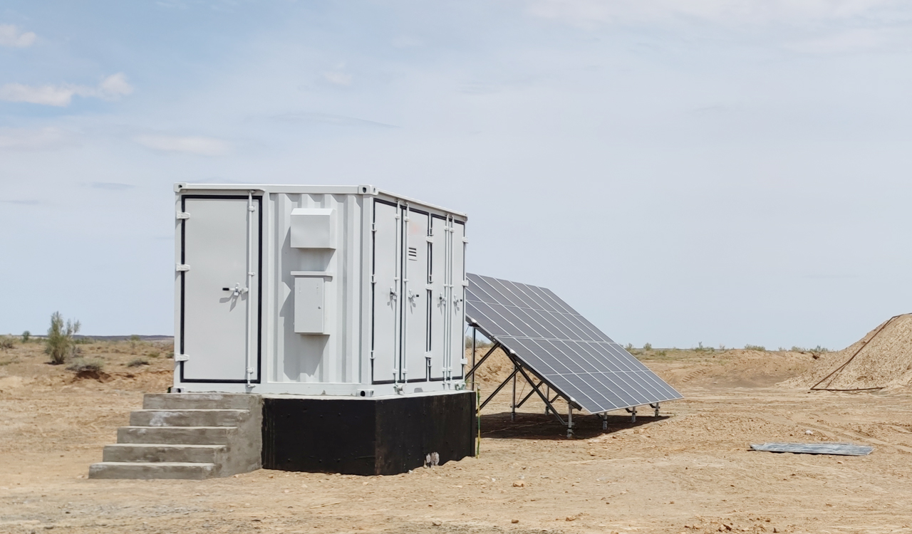 Oman 250KW 500KWH BESS 200Kwp Photovoltaic Panels For Oil Extraction