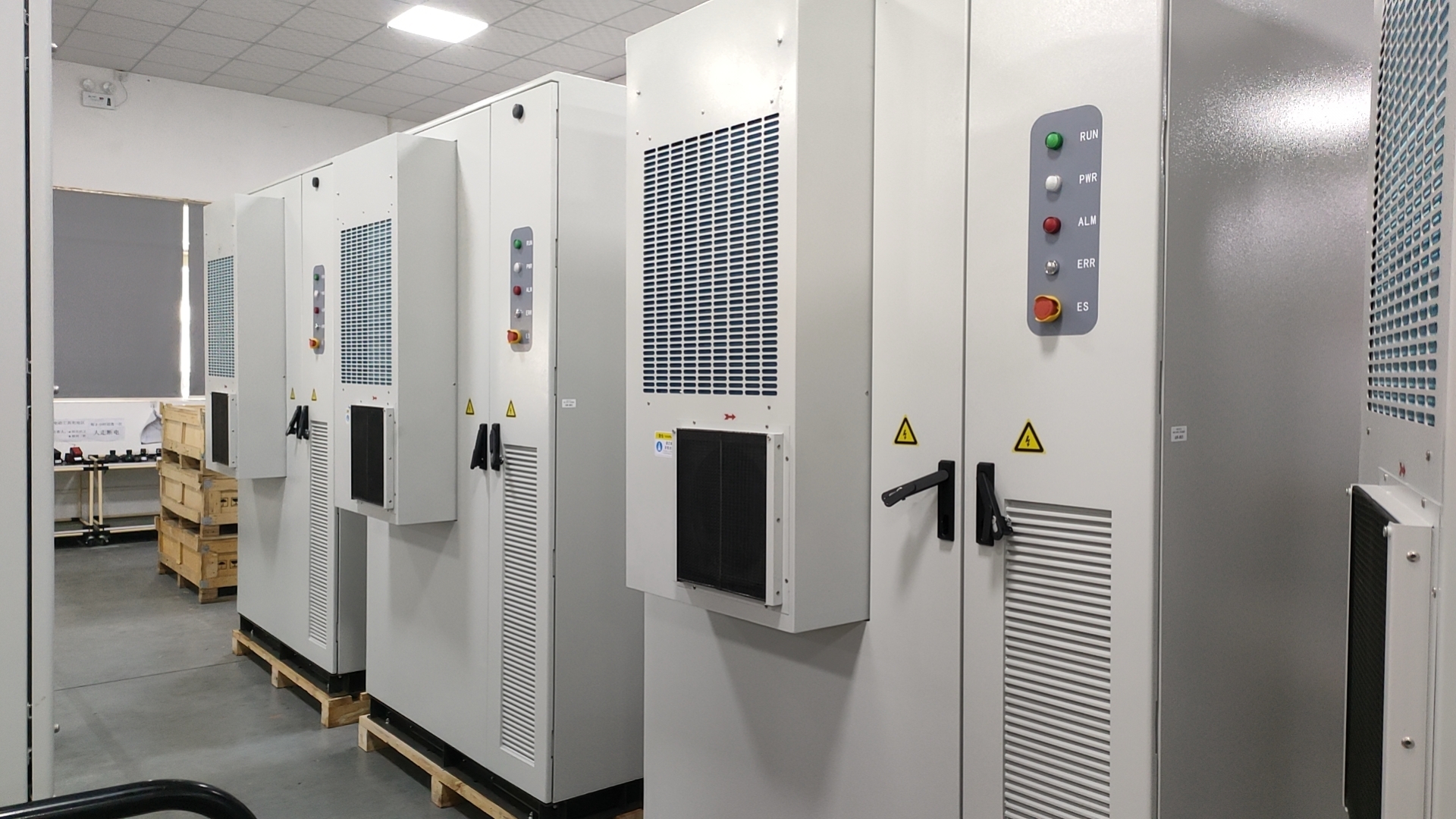 Millisecond‑level Voltage Stabilization, 10‑Second Backup! Plannano Supercapacitor Energy Storage System Enables Zero Loss During Power‑off for Precision Production Lines